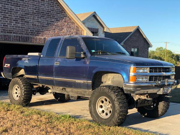 Silverado Mud Truck for Sale - (TX)